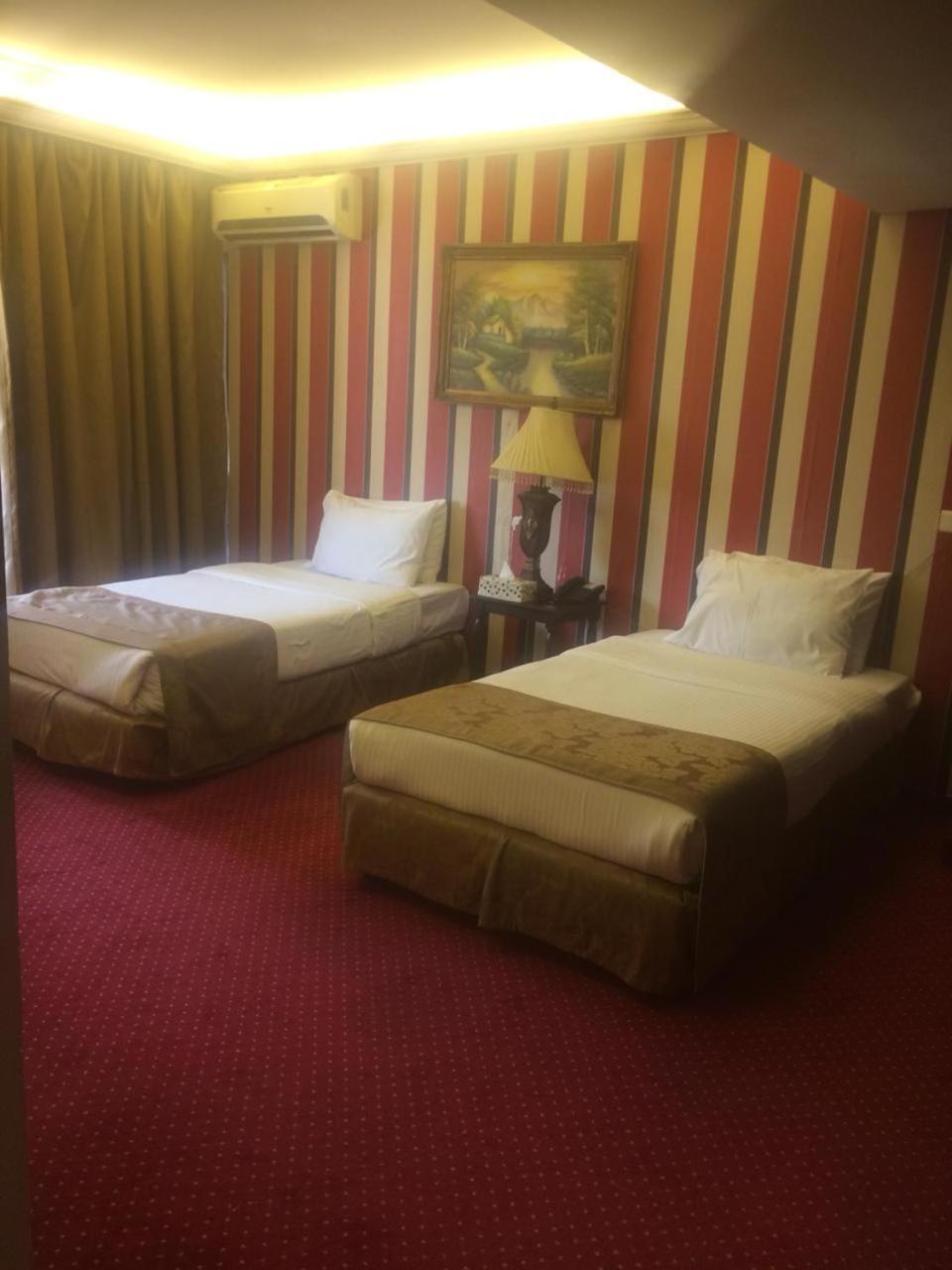 Queens Land Hotel Jounieh Ngoại thất bức ảnh